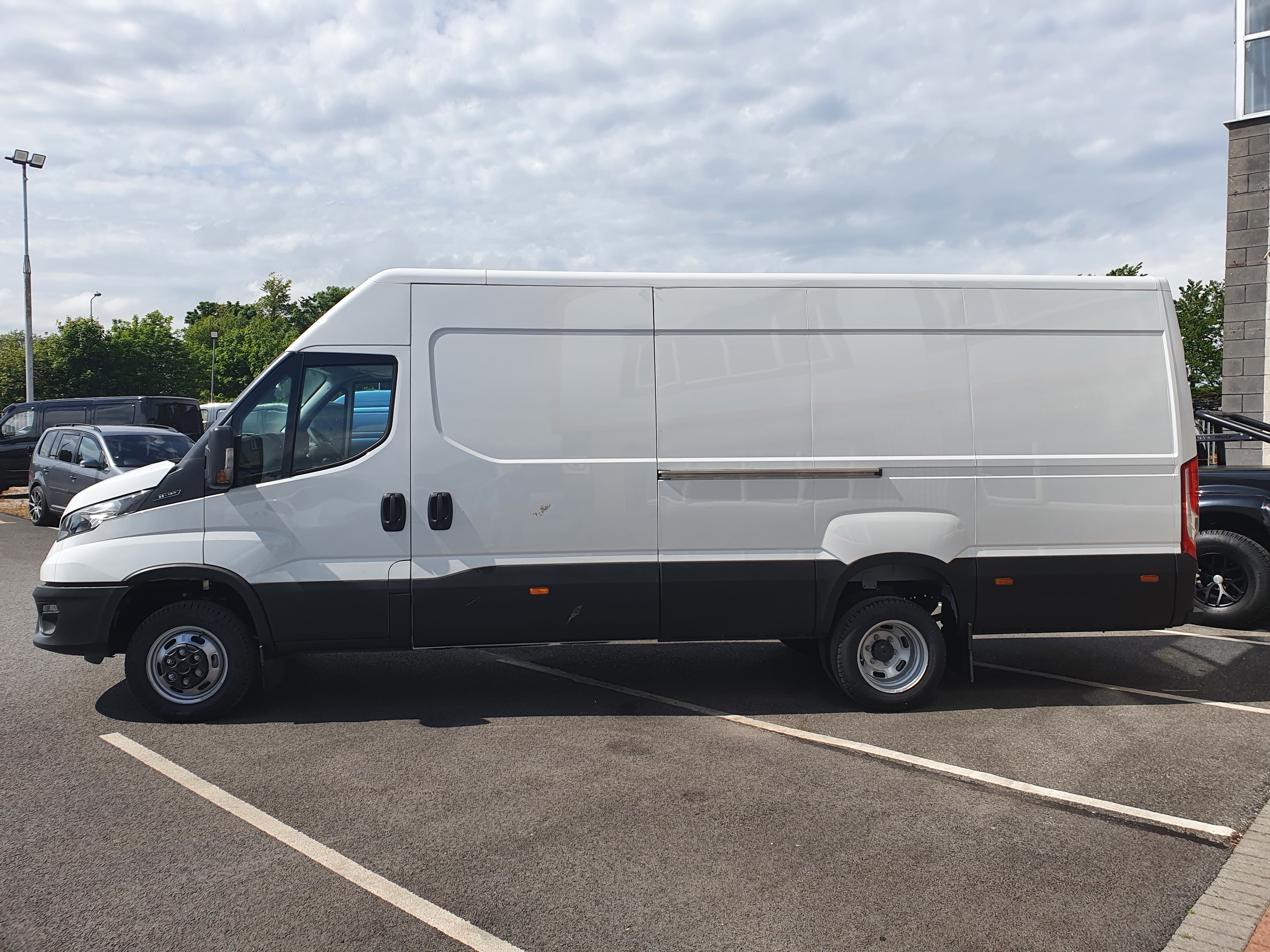 iveco daily lwb for sale